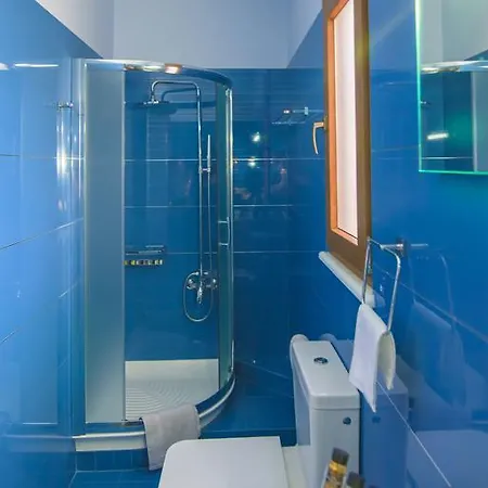 Petra Luxury And Corinth