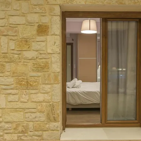 Petra Luxury And Apartment *