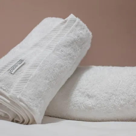 Petra Luxury And * Corinth