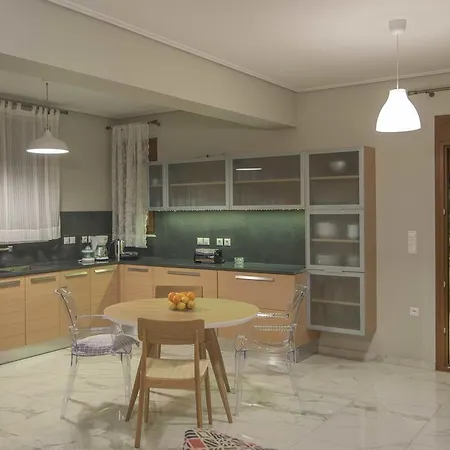 Petra Luxury And Апартаменты Corinth