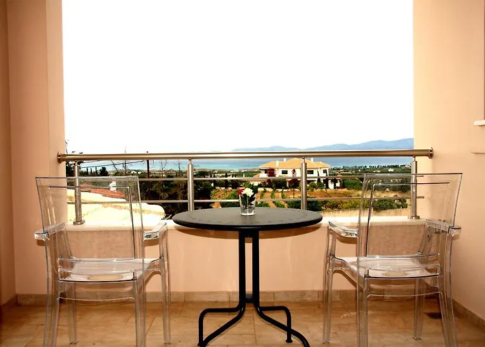 Petra Luxury And * Corinth